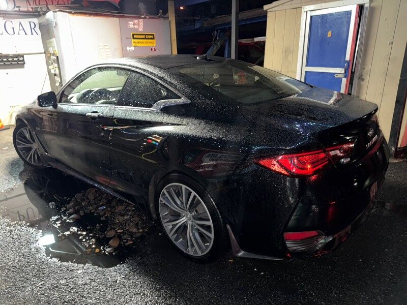 2018 INFINITI Q60 3.0t LUXE AWD 2018 INFINITI Q60 3.0t LUXE AWD