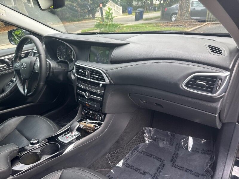 2018 INFINITI QX30 Luxury Arlington VA