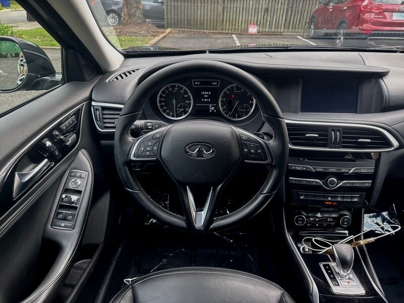 2018 INFINITI QX30 Luxury Arlington VA