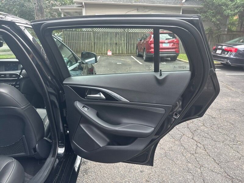 2018 INFINITI QX30 Luxury Arlington VA