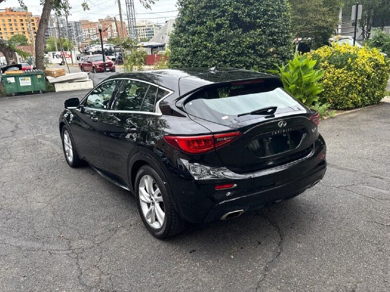 2018 INFINITI QX30 Luxury Arlington VA
