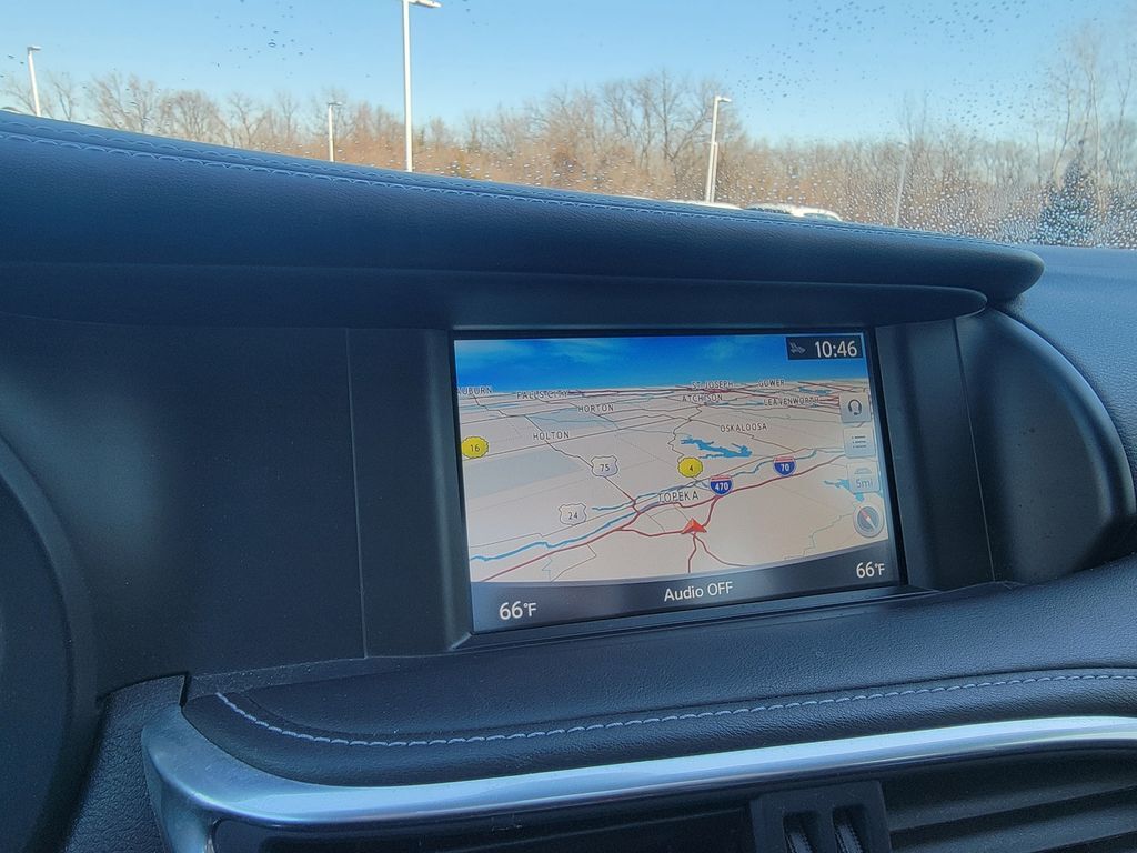 2018 INFINITI QX30 Sport