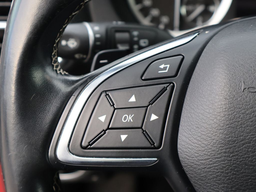 2018 INFINITI QX30 Sport