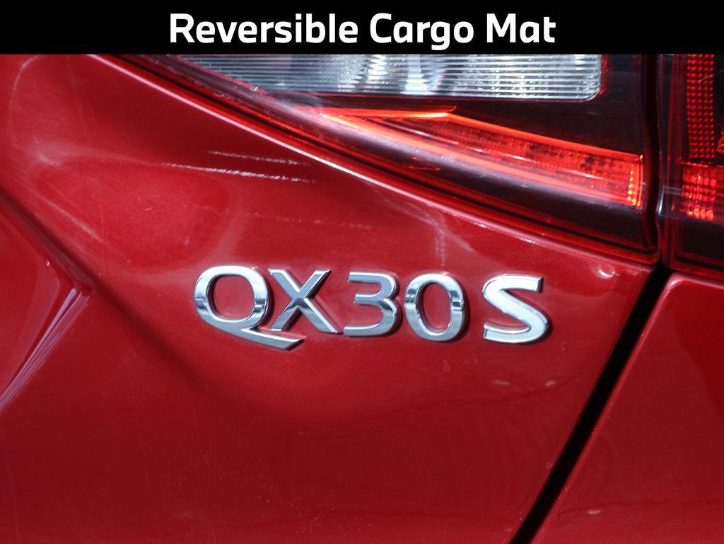 2018 INFINITI QX30 Sport