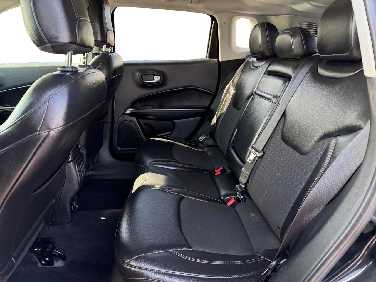 2018 JEEP COMPASS LATITUDE; AL Kansas City MO 2018 JEEP COMPASS LATITUDE; AL Kansas City MO