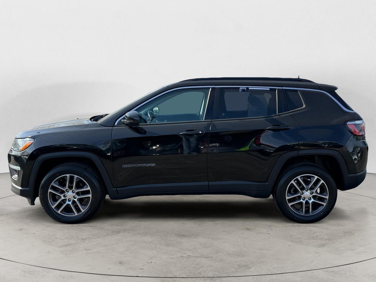 2018 JEEP COMPASS LATITUDE; AL Kansas City MO 2018 JEEP COMPASS LATITUDE; AL Kansas City MO