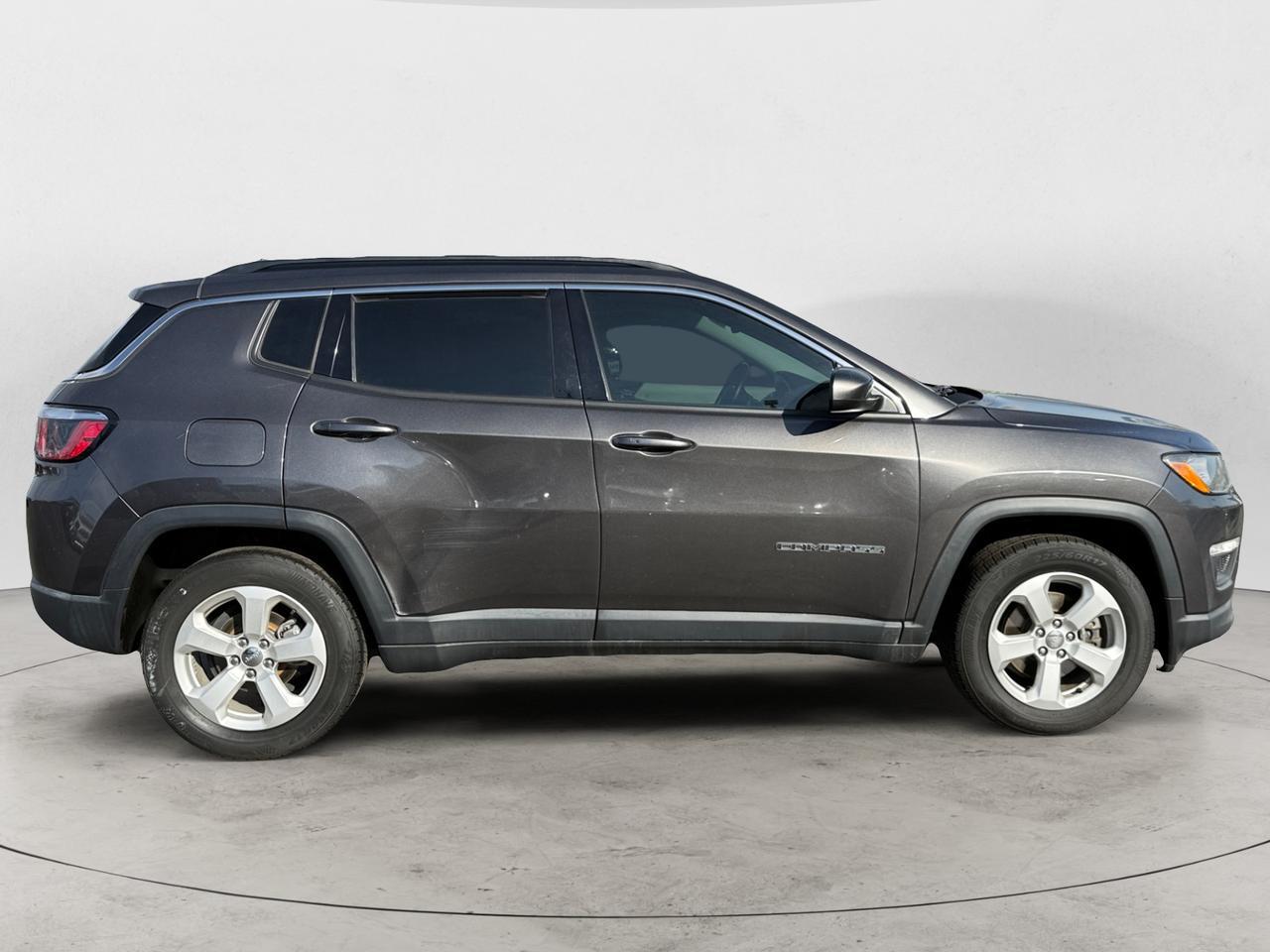 2018 JEEP COMPASS LATITUDE Latitude Kansas City MO 2018 JEEP COMPASS LATITUDE Latitude Kansas City MO