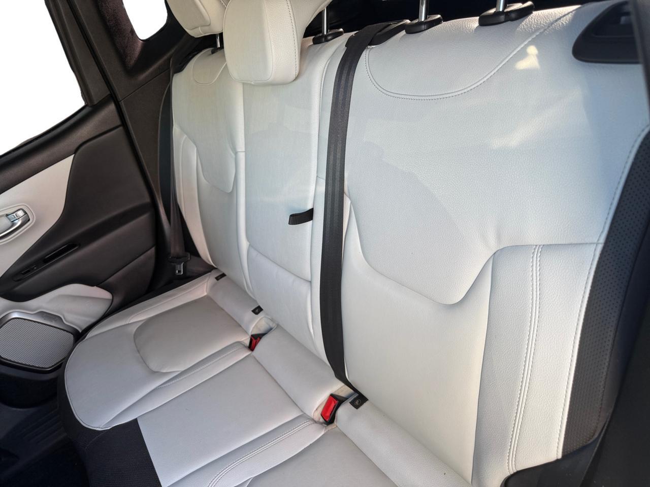 2018 JEEP RENEGADE LIMITED Kansas City MO 2018 JEEP RENEGADE LIMITED Kansas City MO