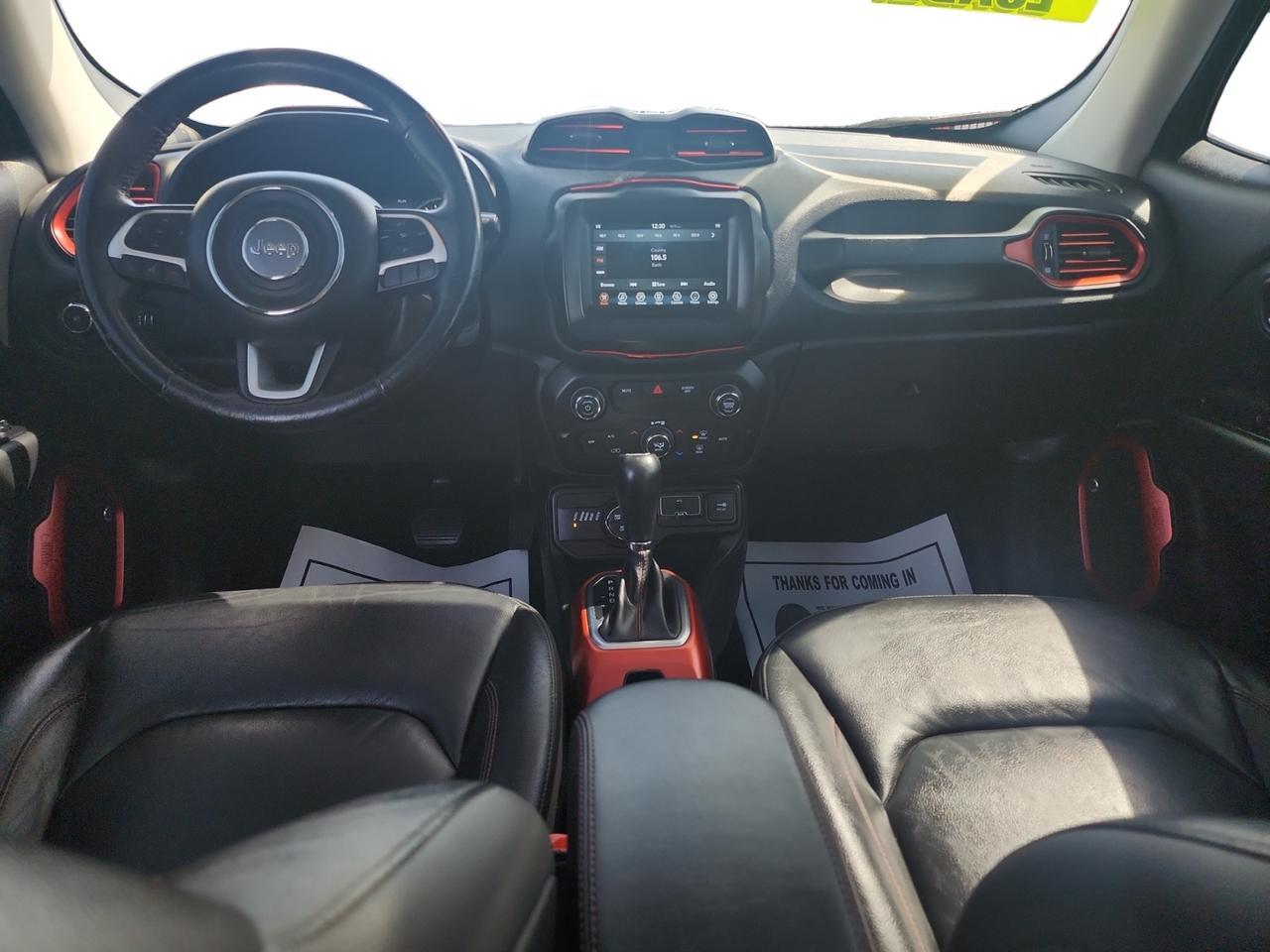 2018 JEEP RENEGADE TRAILHAWK Trailhawk Kansas City MO 2018 JEEP RENEGADE TRAILHAWK Trailhawk Kansas City MO