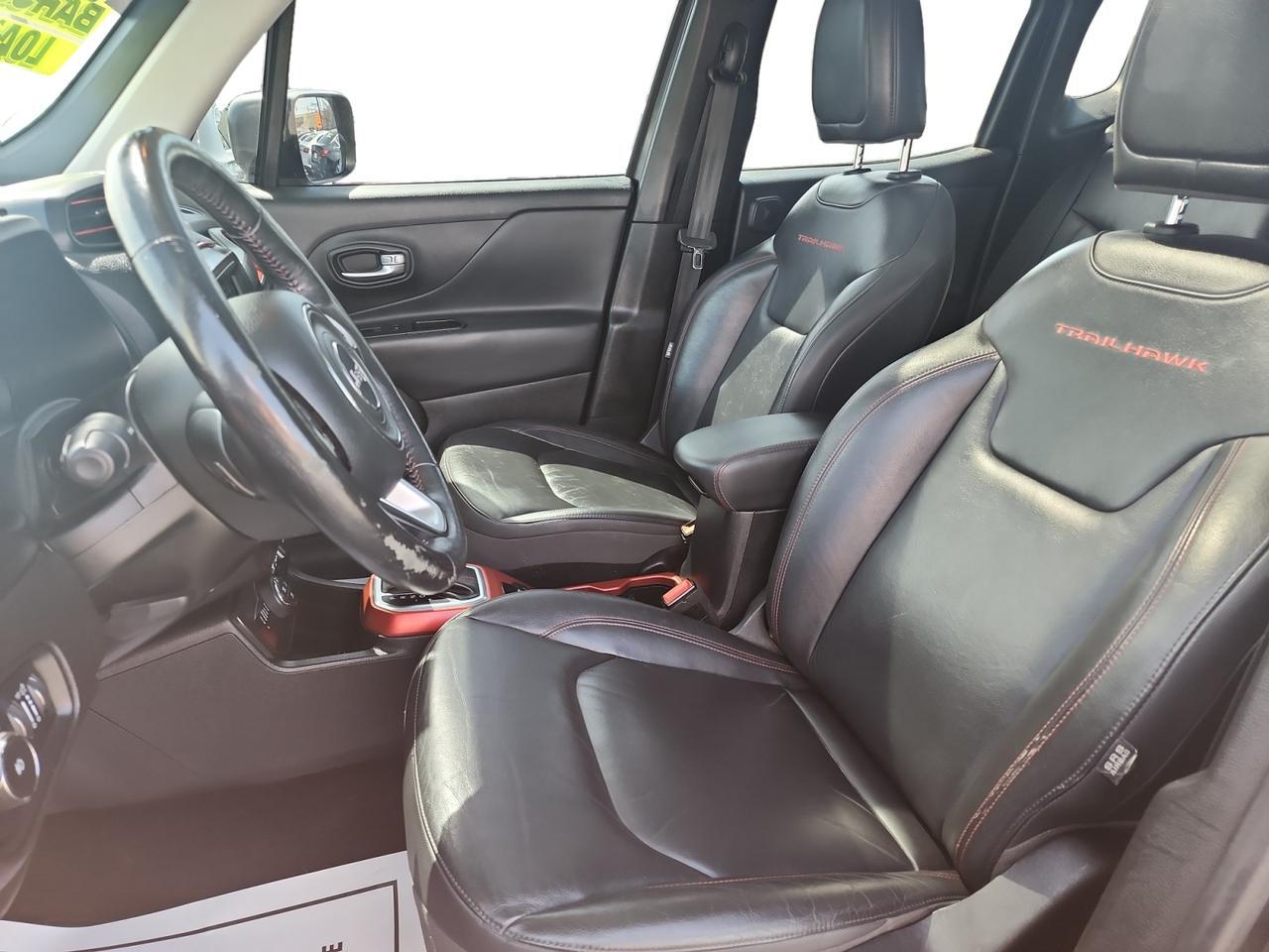 2018 JEEP RENEGADE TRAILHAWK Trailhawk Kansas City MO 2018 JEEP RENEGADE TRAILHAWK Trailhawk Kansas City MO