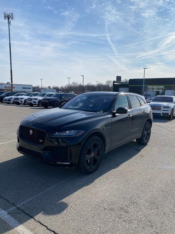 2018 Jaguar F-PACE S's photo
