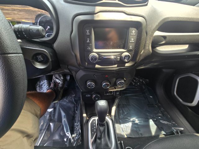 2018 Jeep Renegade Sport 4x4 Saint Joseph MO 2018 Jeep Renegade Sport 4x4 Saint Joseph MO