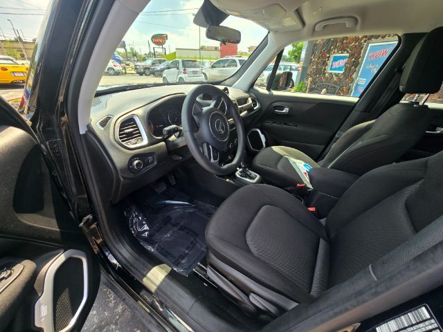 2018 Jeep Renegade Sport 4x4 Saint Joseph MO 2018 Jeep Renegade Sport 4x4 Saint Joseph MO