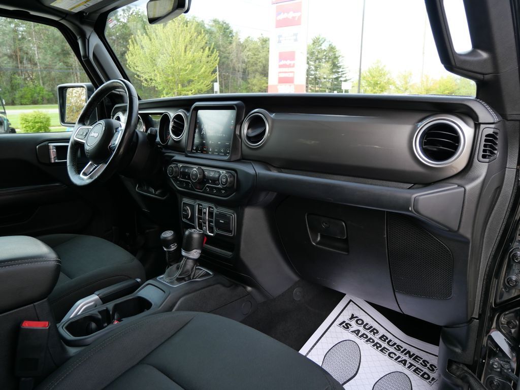 2018 Jeep Wrangler Unlimited Sahara Mt Pleasant MI