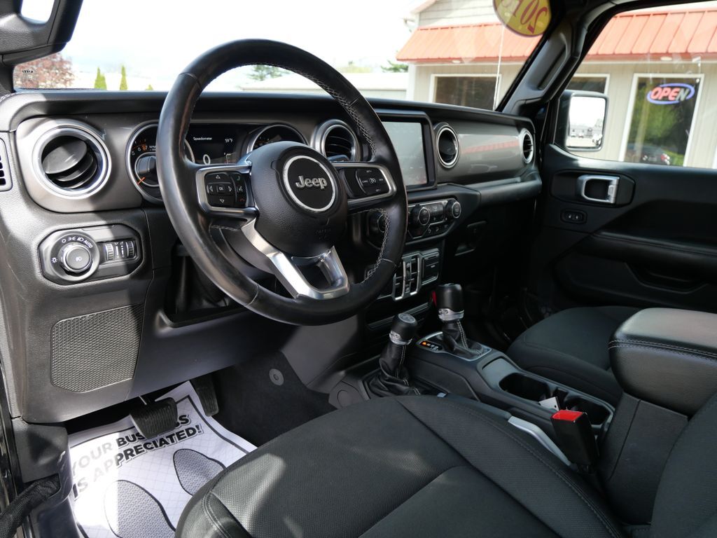 2018 Jeep Wrangler Unlimited Sahara Mt Pleasant MI