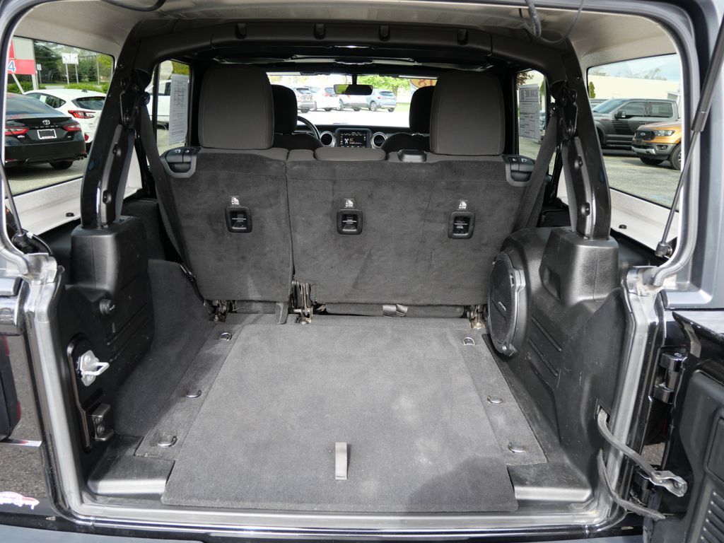 2018 Jeep Wrangler Unlimited Sahara Mt Pleasant MI