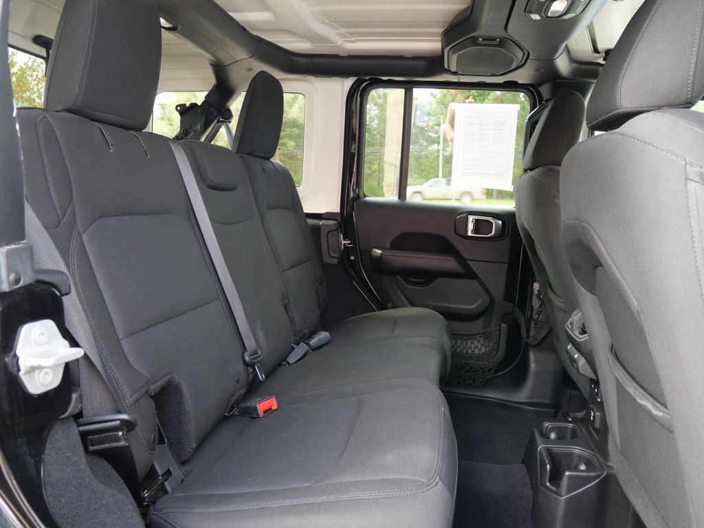 2018 Jeep Wrangler Unlimited Sahara Mt Pleasant MI