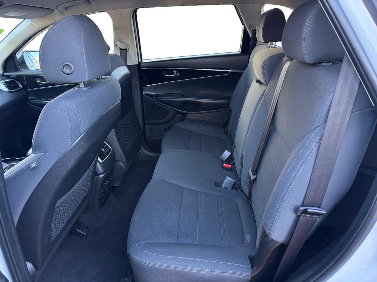 2018 KIA SORENTO LX; L LX Kansas City MO 2018 KIA SORENTO LX; L LX Kansas City MO