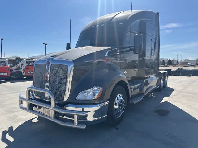 2018 Kenworth T680 Watertown SD 2018 Kenworth T680 Watertown SD