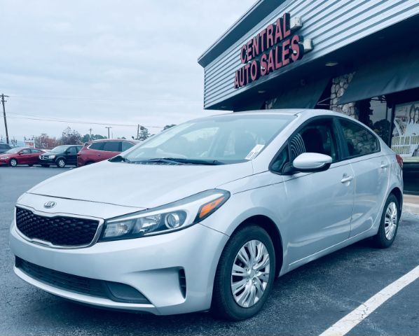 2018 Kia FORTE LX's photo