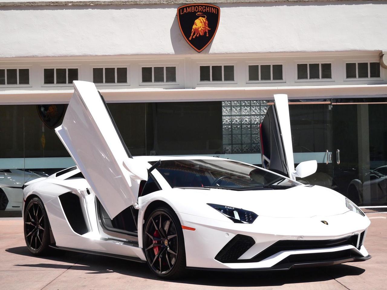 2018 Lamborghini Aventador S Base Base Lawrence KS
