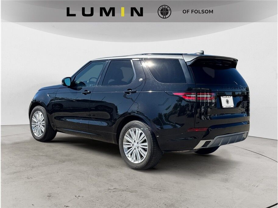 2018 Land Rover Discovery HSE Luxury Sport Utility 4D 2018 Land Rover Discovery HSE Luxury Sport Utility 4D