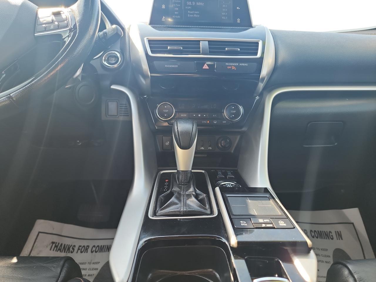 2018 MITSUBISHI ECLIPSE CROSS SE; SE Kansas City MO 2018 MITSUBISHI ECLIPSE CROSS SE; SE Kansas City MO