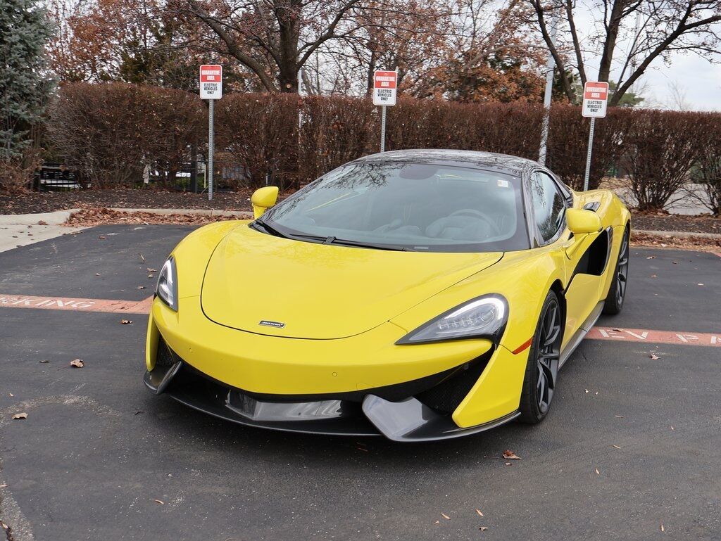 2018 McLaren 570S Base