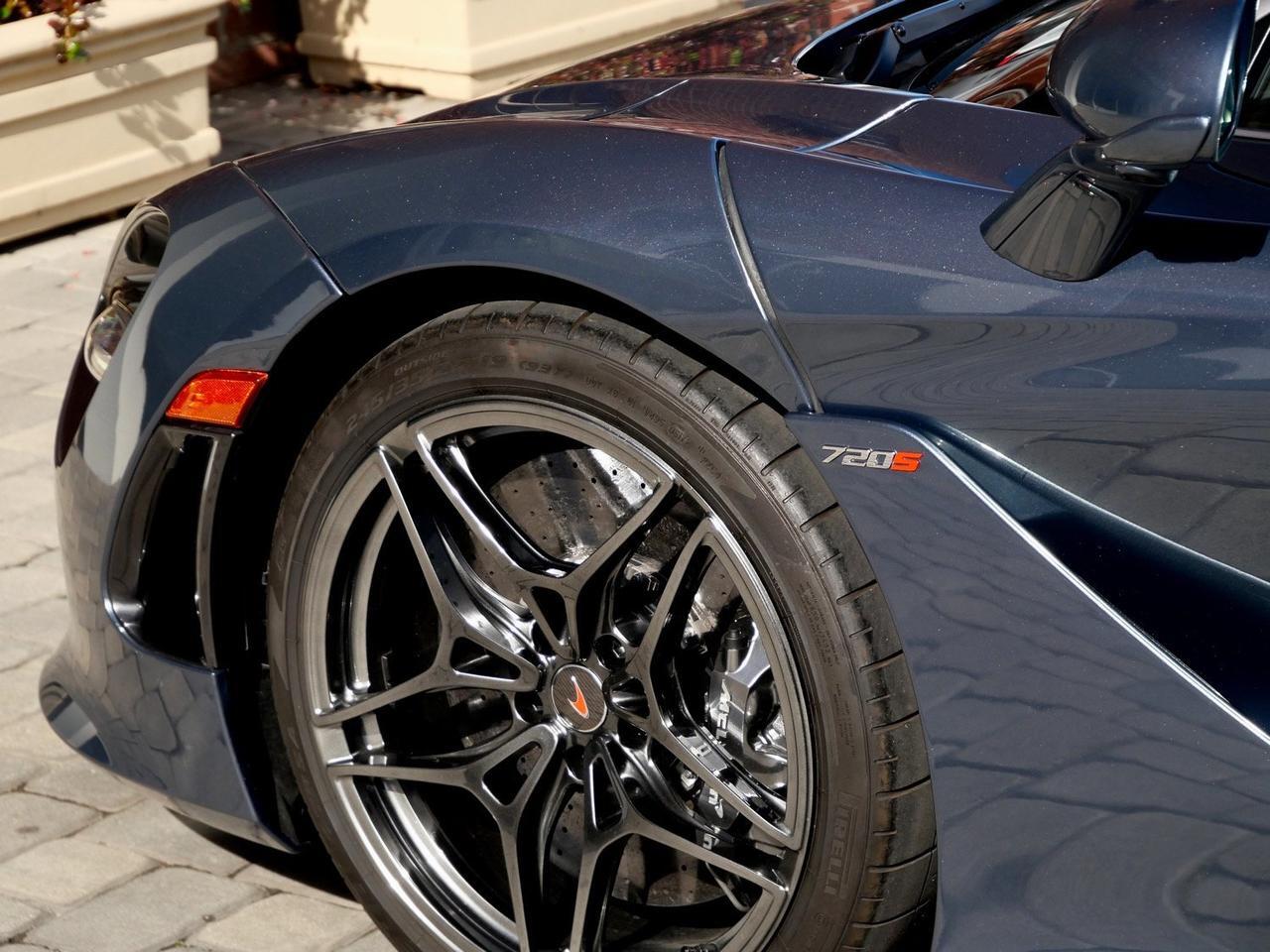 2018 McLaren 720S Luxury Luxury Lawrence KS