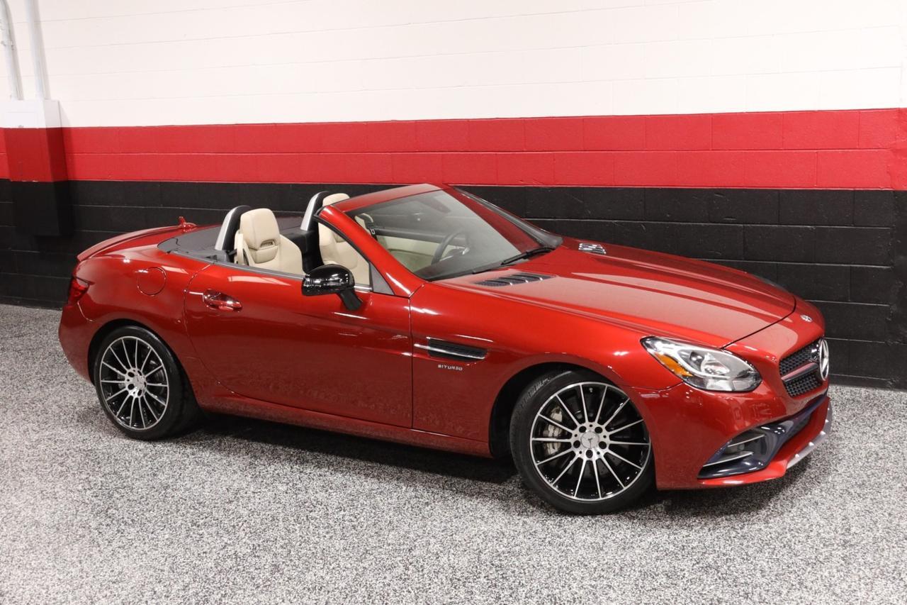 2018 Mercedes-Benz AMG SLC 43 2dr Roadster 2018 Mercedes-Benz AMG SLC 43 2dr Roadster