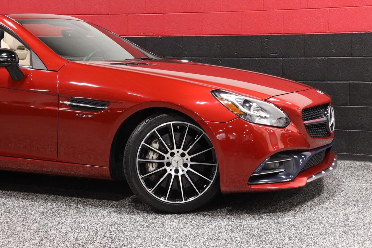 2018 Mercedes-Benz AMG SLC 43 2dr Roadster 2018 Mercedes-Benz AMG SLC 43 2dr Roadster