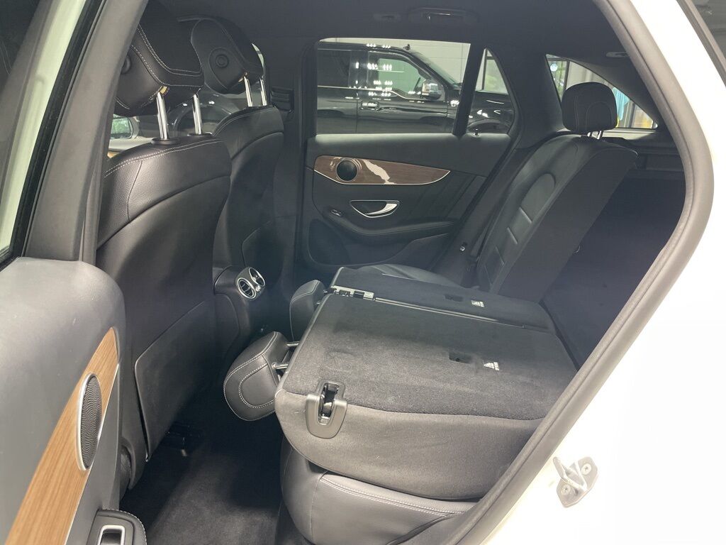 2018 Mercedes-Benz GLC GLC 300 AWD Fond du Lac WI 2018 Mercedes-Benz GLC GLC 300 AWD Fond du Lac WI