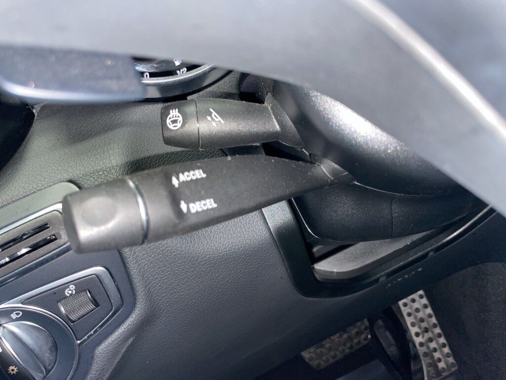 2018 Mercedes-Benz GLC GLC 300 AWD Fond du Lac WI 2018 Mercedes-Benz GLC GLC 300 AWD Fond du Lac WI