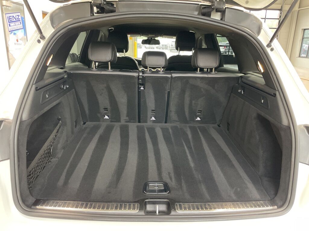 2018 Mercedes-Benz GLC GLC 300 AWD Fond du Lac WI 2018 Mercedes-Benz GLC GLC 300 AWD Fond du Lac WI