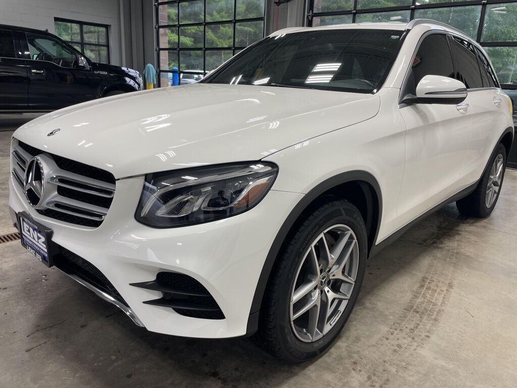 2018 Mercedes-Benz GLC GLC 300 AWD Fond du Lac WI 2018 Mercedes-Benz GLC GLC 300 AWD Fond du Lac WI