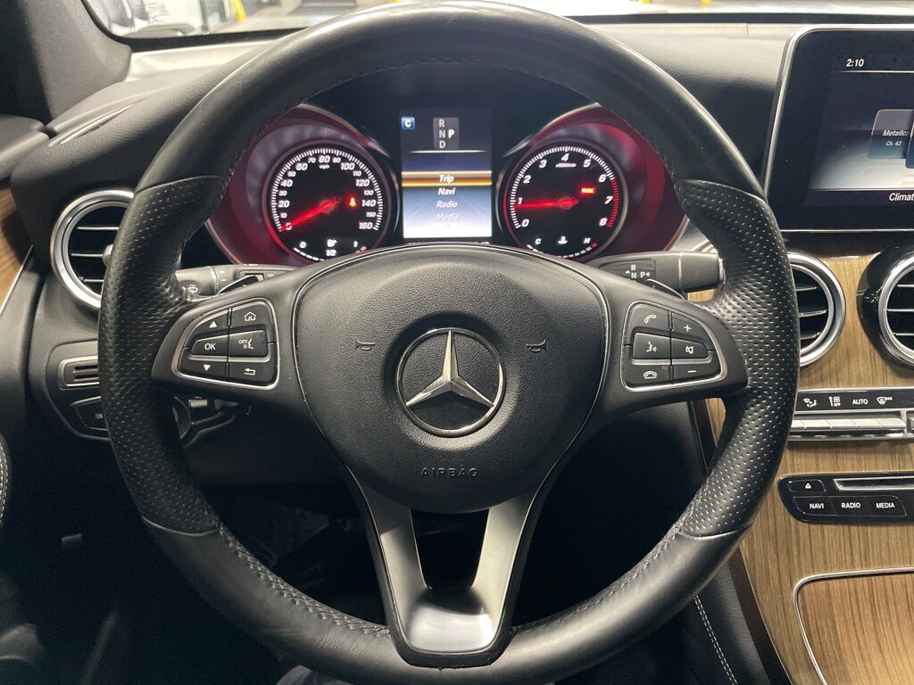 2018 Mercedes-Benz GLC GLC 300 AWD Fond du Lac WI 2018 Mercedes-Benz GLC GLC 300 AWD Fond du Lac WI