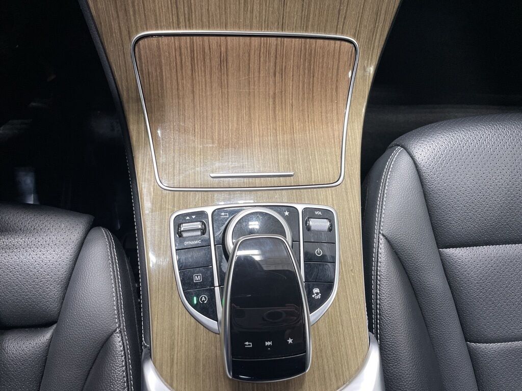 2018 Mercedes-Benz GLC GLC 300 AWD Fond du Lac WI 2018 Mercedes-Benz GLC GLC 300 AWD Fond du Lac WI