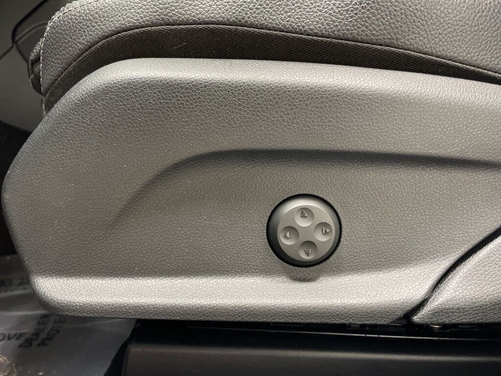 2018 Mercedes-Benz GLC GLC 300 AWD Fond du Lac WI 2018 Mercedes-Benz GLC GLC 300 AWD Fond du Lac WI