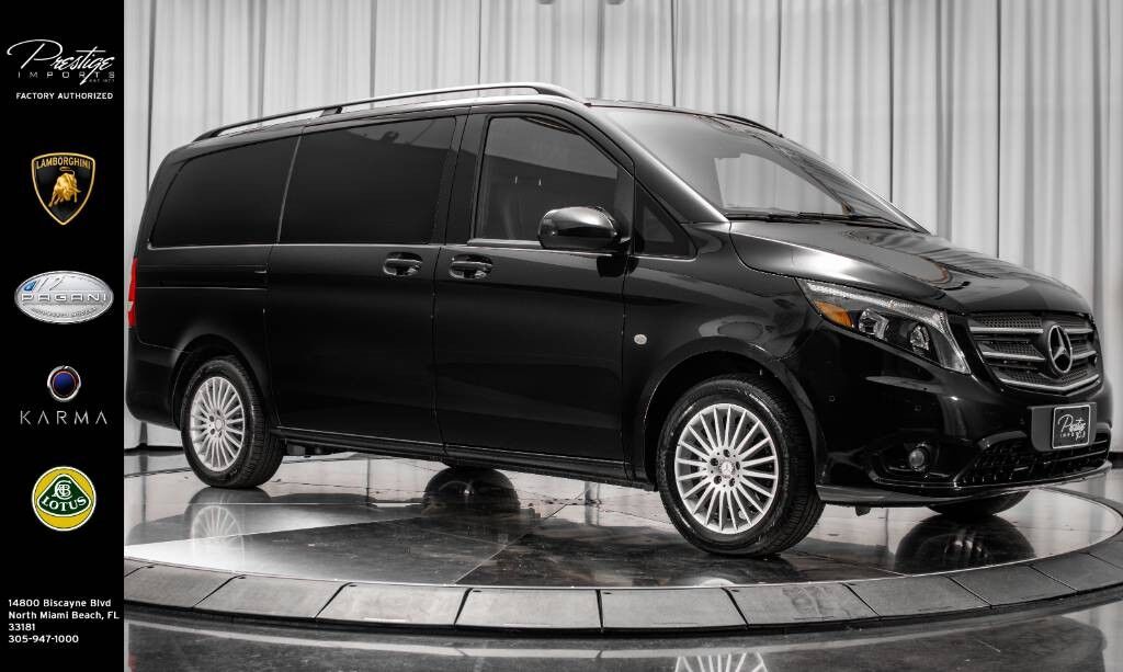 black mercedes benz metris