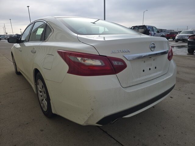 2018 Nissan Altima 2.5 S Watertown SD 2018 Nissan Altima 2.5 S Watertown SD