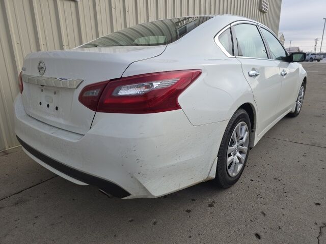 2018 Nissan Altima 2.5 S Watertown SD 2018 Nissan Altima 2.5 S Watertown SD