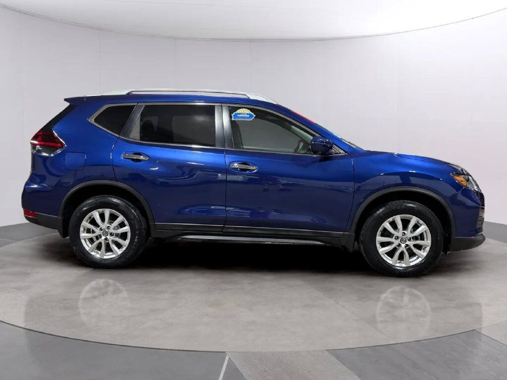 2018 Nissan Rogue SV w/Sun &amp; Sound Touring Pkg