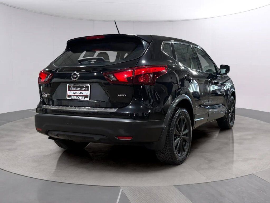 2018 Nissan Rogue Sport S