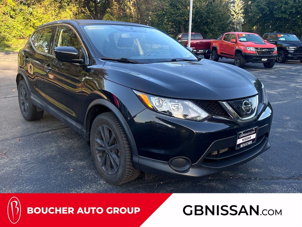 2018 Nissan Rogue Sport S