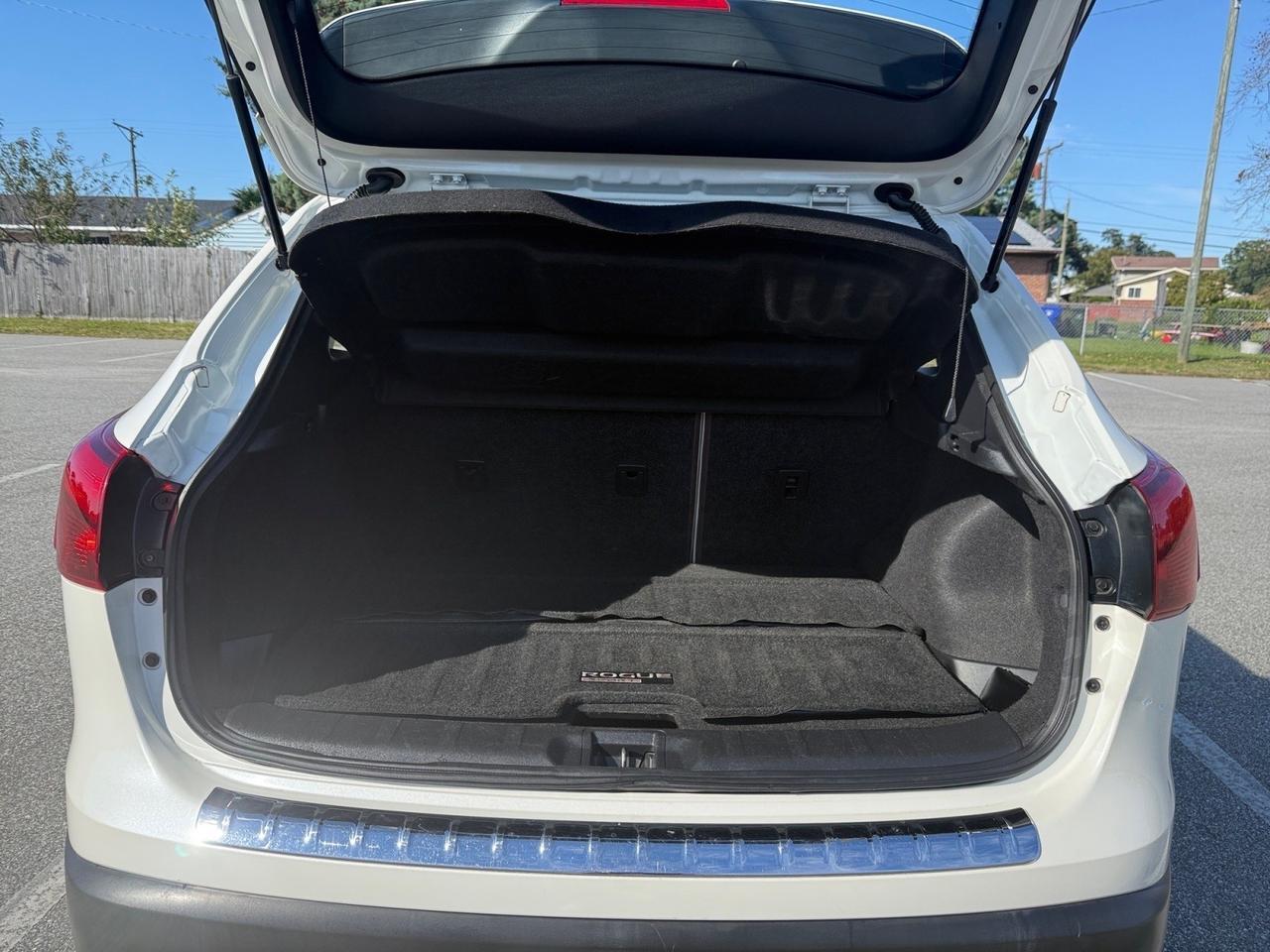 2018 Nissan Rogue Sport SL, HEATED SEATS, HEATED STEERING WHEEL, BACKUP CAMERA, SUNROOF, REMOTE START, SIRIUSXM, POWER MIRRORS, COME AND CHECK OUT THIS NISSAN ROGUE TODAY! Norfolk VA 2018 Nissan Rogue Sport SL, HEATED SEATS, HEATED STEERING WHEEL, BACKUP CAMERA, SUNROOF, REMOTE START, SIRIUSXM, POWER MIRRORS, COME AND CHECK OUT THIS NISSAN ROGUE TODAY! Norfolk VA