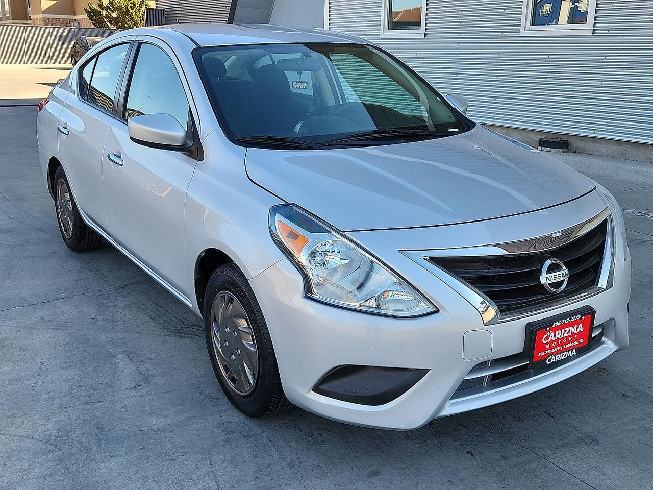 2018 Nissan Versa Sedan SV's photo