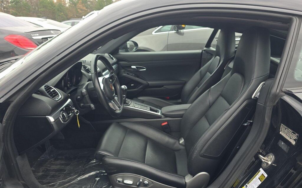 2018 Porsche 718 Cayman Base 2018 Porsche 718 Cayman Base