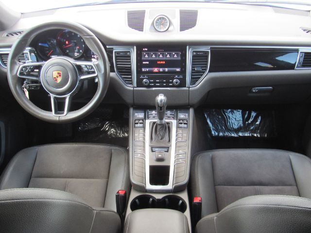 2018 Porsche Macan 4C 2018 Porsche Macan 4C