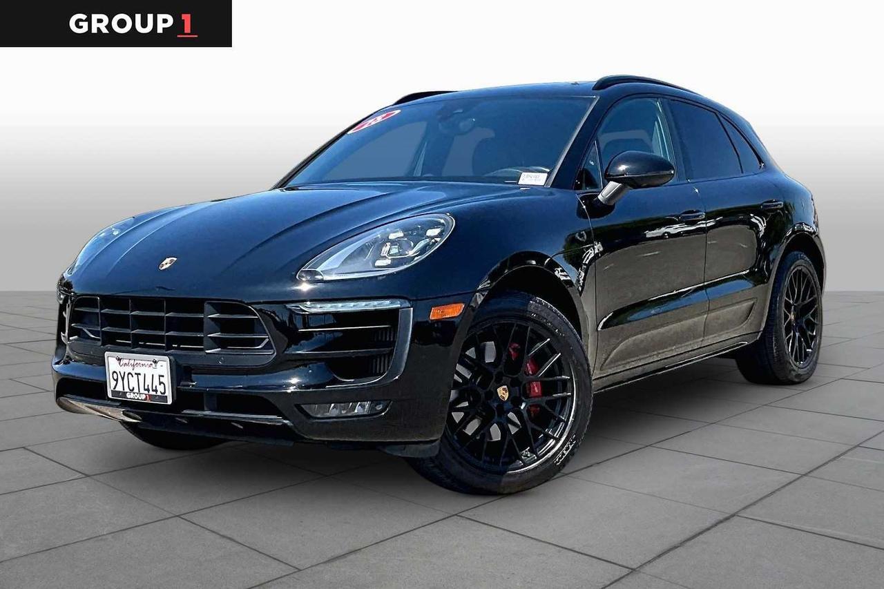 2018 Porsche Macan GTS 2018 Porsche Macan GTS