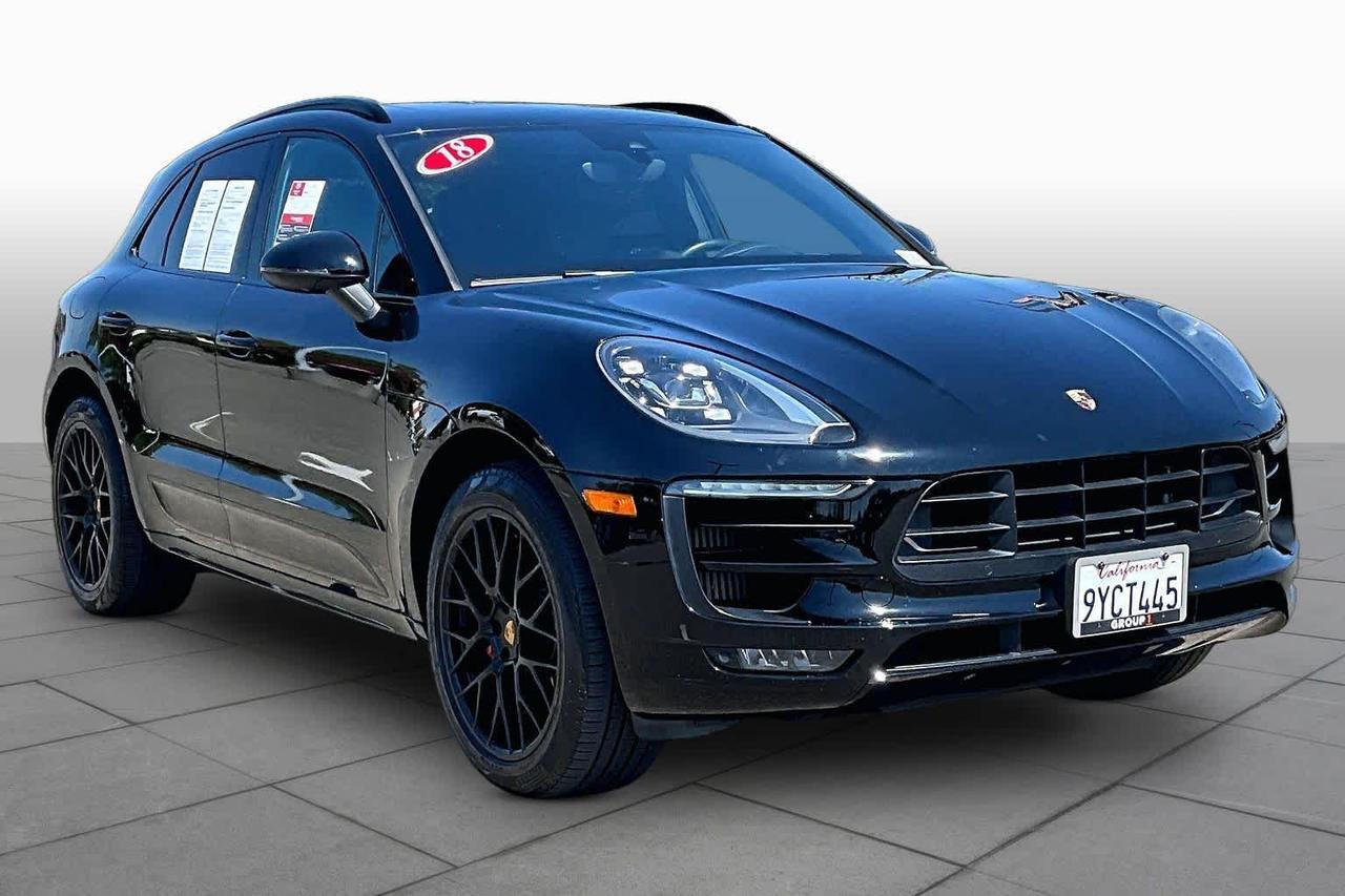 2018 Porsche Macan GTS 2018 Porsche Macan GTS